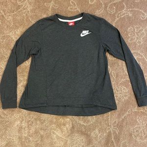 Soft women’s gray Nike longsleeve top, size small